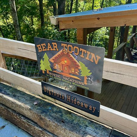 Bigfoots Hideaway Cabin Гатлінбург Екстер'єр фото